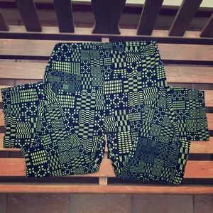 LulaRoe OS Geometric Tights